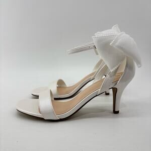 White Womens Size 7 Sandals Heels Wedding Romantic Bride Quinceanera Party